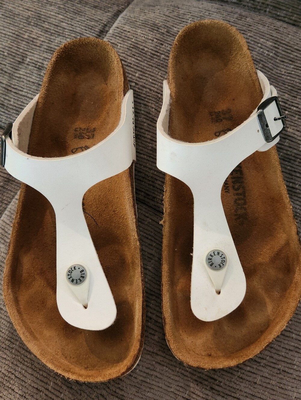 Birkenstock Kids White Thong Sandals with Buckle
